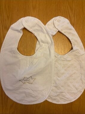2 Princess Marie-Chantal Baby Bibs, White&Gold Crown, perfect for MC initials!